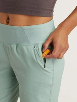 Prana Evergreen Hiking Shorts 9.5" 8 Prana Evergreen Hiking Shorts 9.5" -Prana Sportswear Shop 115221 03