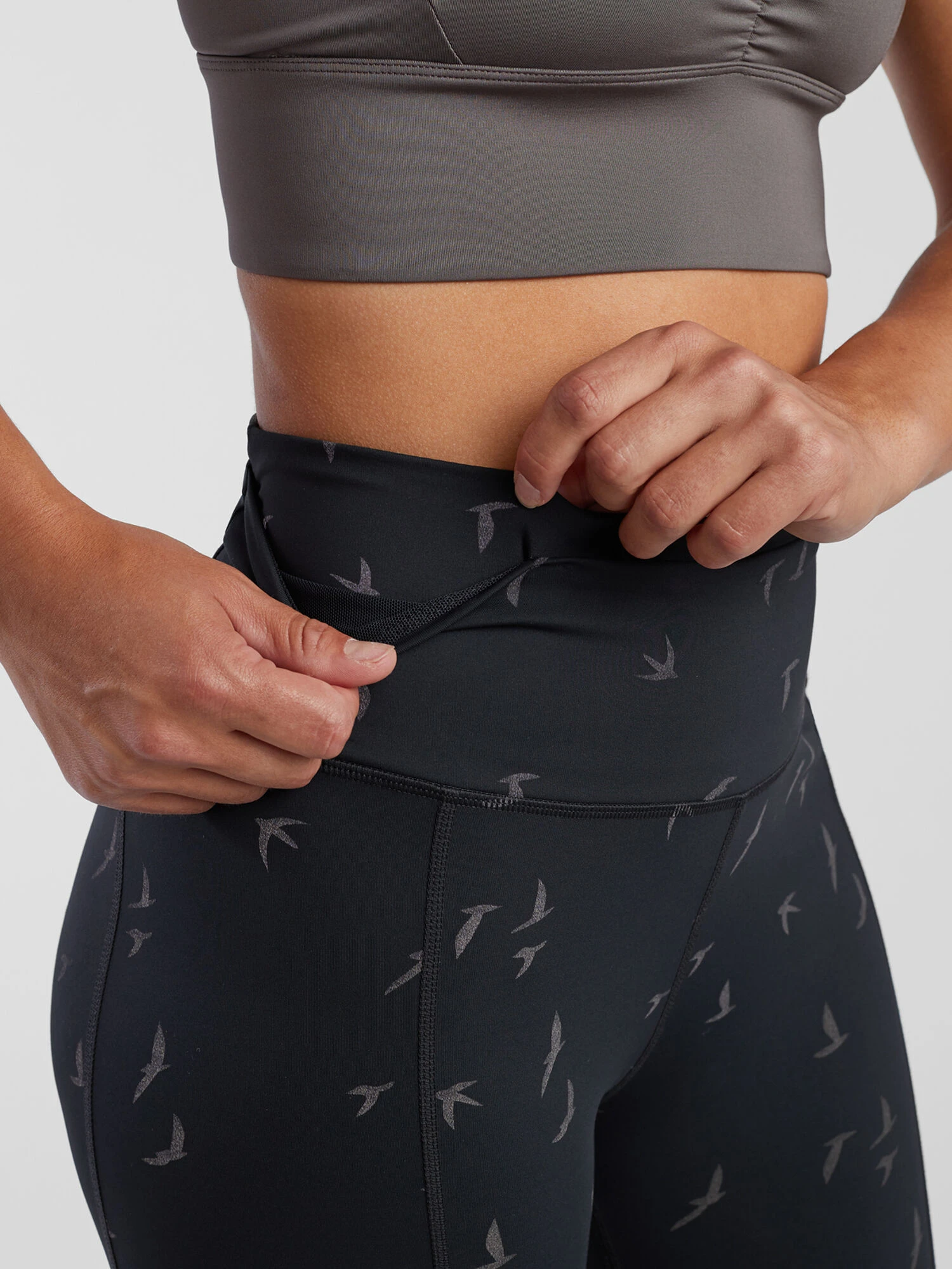 KC 3/4 Running Tights 7 KC 3/4 Running Tights - Image 5