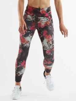 Mad Dash Reversible 7/8 Running Tights - Glacier Meadows 11 Mad Dash Reversible 7/8 Running Tights - Glacier Meadows -Prana Sportswear Shop 231000 01