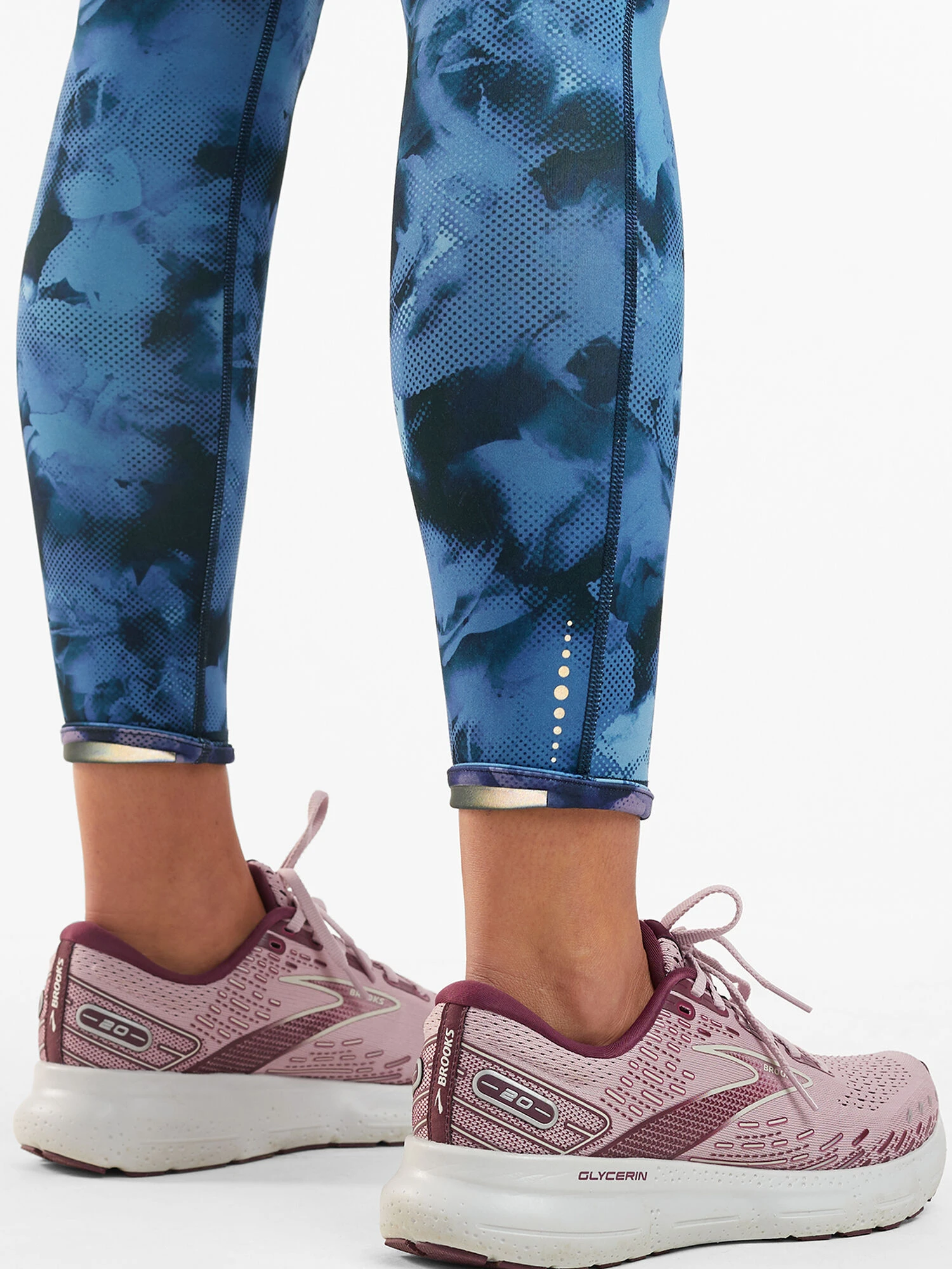 Mad Dash Reversible 7/8 Running Tights - Aurora 11 Mad Dash Reversible 7/8 Running Tights - Aurora - Image 9