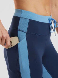 Mad Dash Lite Capri - Colorblock -Prana Sportswear Shop 530968 04