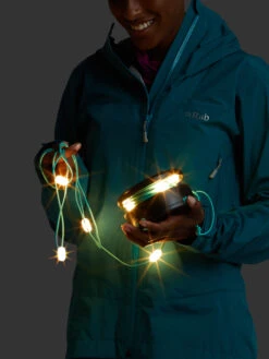 MPOWERD Light It Up Solar String Lights 9 MPOWERD Light It Up Solar String Lights -Prana Sportswear Shop 712110 04
